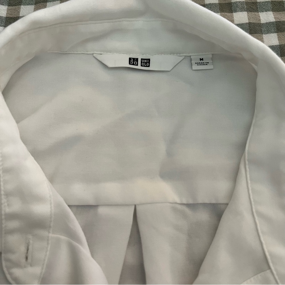 Uniqlo Rayon Long Sleeve Blouse - Picture 10 of 14